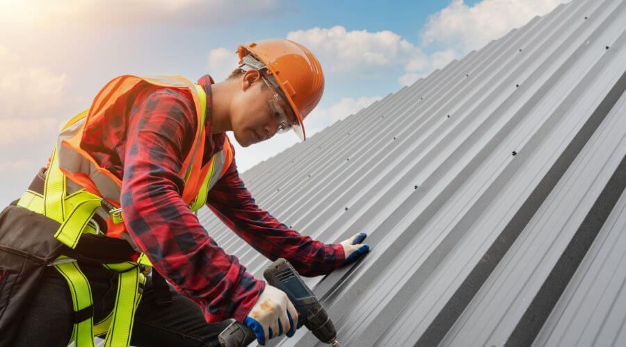 Professional Emergency Roof Repairs services in Saxis, VA